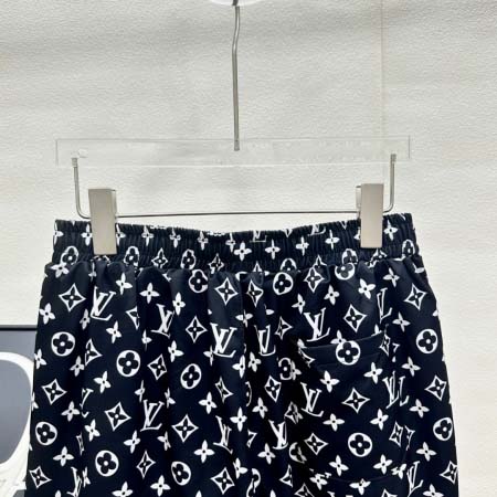 2025年8月19日入荷新作 LOUIS VUITTON半ズボン人気商品/DW工場