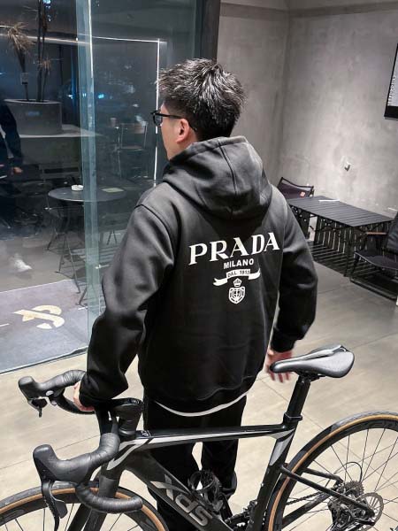 2025年8月20日入荷新作Prada秋冬 上下 高级品超厳選★入手困難/誕生日プレゼント