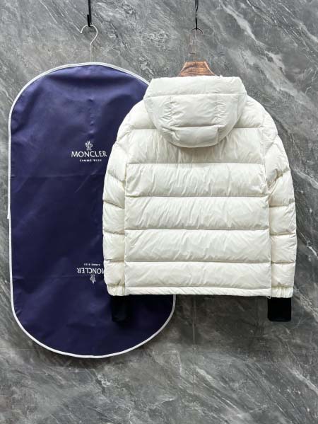 2025年8月20日入荷新作Monclerダウンジャケット 高级品超厳選★入手困難/誕生日プレゼント