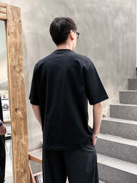 2025年8月20日入荷新作Prada半袖 tシャツ 高级品超厳選★入手困難/誕生日プレゼント