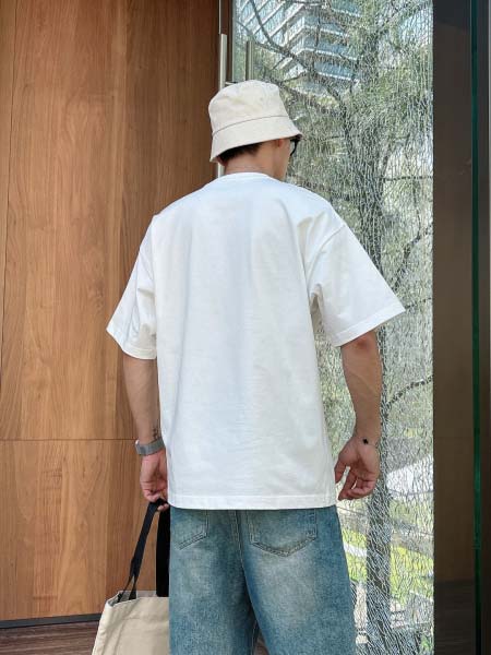 2025年8月20日入荷新作Gucci半袖 tシャツ 高级品超厳選★入手困難/誕生日プレゼント