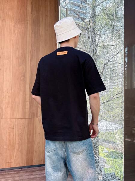 2025年8月20日入荷新作Louis Vuitton半袖 tシャツ 高级品超厳選★入手困難/誕生日プレゼント