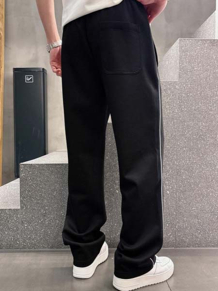 2025年8月20日入荷新作Gucciスウェットパンツ 高级品超厳選★入手困難/誕生日プレゼント