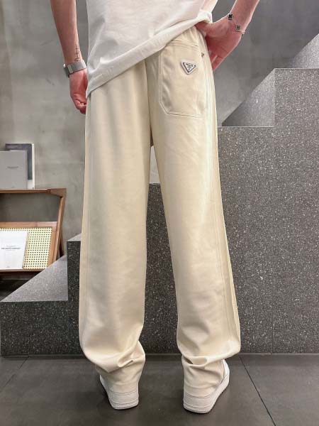 2025年8月20日入荷新作Pradaスウェットパンツ 高级品超厳選★入手困難/誕生日プレゼント