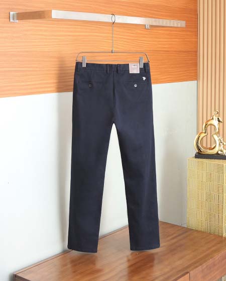 2025年8月21日入荷新作Tom Fordスラックス高品質人気商品/HC工場