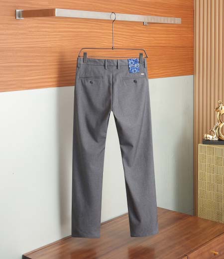 2025年8月21日入荷新作Ferragamoスラックス高品質人気商品/HC工場