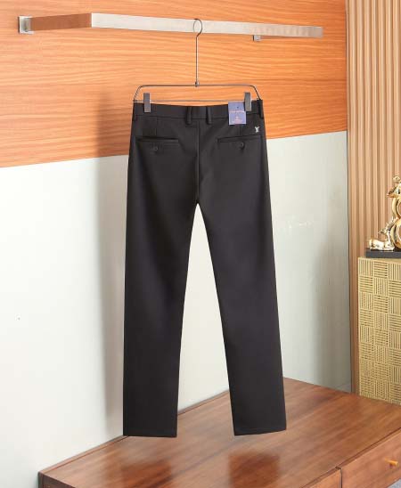 2025年8月21日入荷新作Louis vuittonスラックス高品質人気商品/HC工場