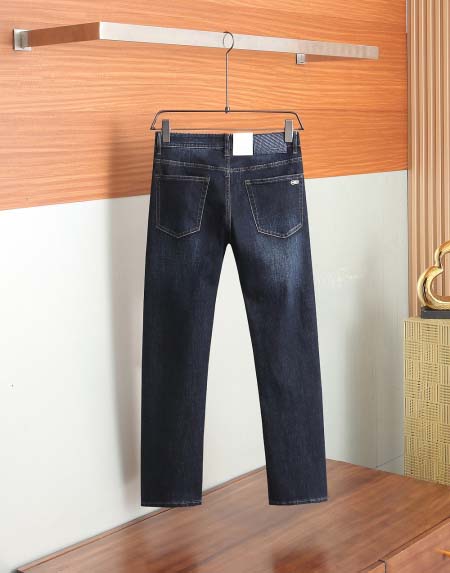 2025年8月21日入荷新作Ferragamoジーパン高品質人気商品/HC工場