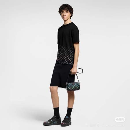 2025年8月22日入荷新作Louis Vuitton半袖 tシャツ高品質人気商品/HC工場