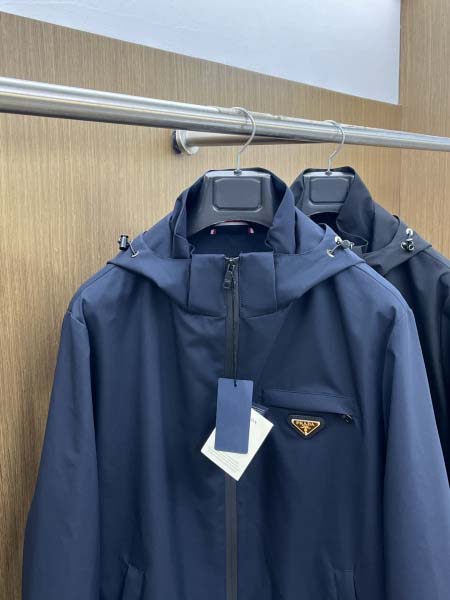 2025年8月22日入荷秋冬新作Pradaジャケット高品質人気商品/HC工場