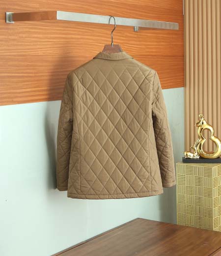 2025年8月22日入荷秋冬新作Prada綿の服ジャケット高品質人気商品/HC工場