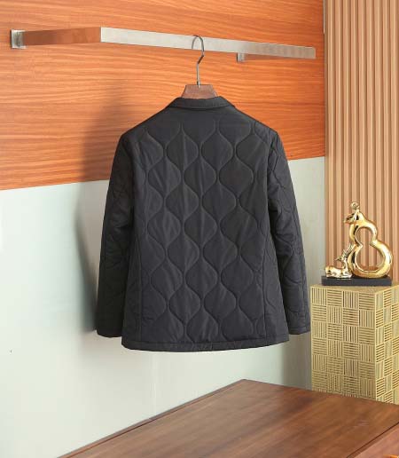 2025年8月22日入荷秋冬新作Burberry 綿の服ジャケット高品質人気商品/HC工場