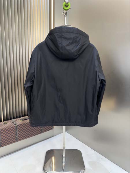 2025年8月23日入荷新作Prada秋冬ダウンジャケット高品質人気商品/HC工場