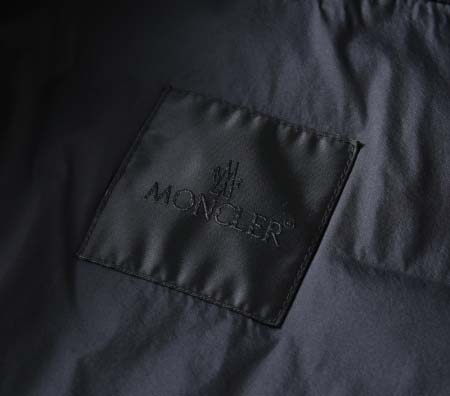 2025年8月23日入荷新作Moncler秋冬ダウンジャケット高品質人気商品/HC工場