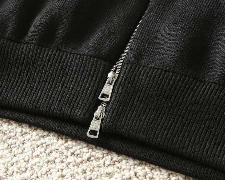 2025年8月23日入荷新作Moncler秋冬ダウンジャケット高品質人気商品/HC工場