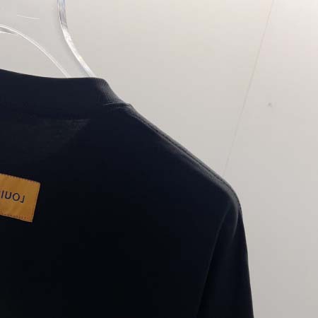 2025年8月27日秋冬入荷新作Louis Vuitton半袖 tシャツ高品質安い人気商品/HL工場