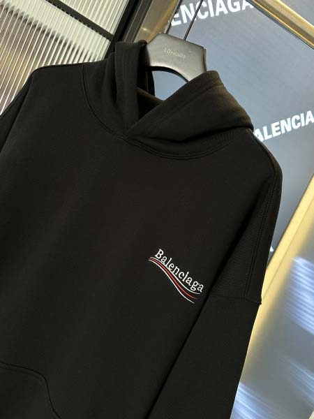 2025年8月28日秋冬入荷新作Balenciagaパーカー高品質安い人気商品/HL工場