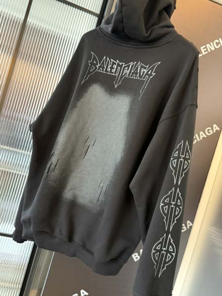 2025年8月28日秋冬入荷新作Balenciagaパーカー高品質安い人気商品/HL工場