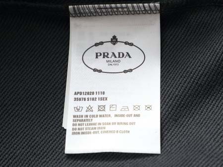 2025年8月28日秋冬入荷新作Pradaスウェット高品質安い人気商品/HL工場
