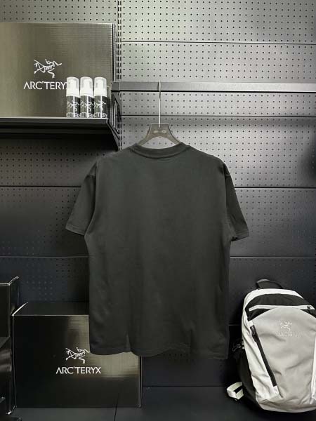 2025年8月28日秋冬入荷新作Prada半袖Tシャツ高品質安い人気商品/HL工場