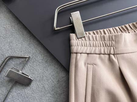 2025年8月29日入荷 新作KITON半ズボン高級なプレゼント/誕生日プレゼント/高品質/メンツ/記念品/ wenzhou工場