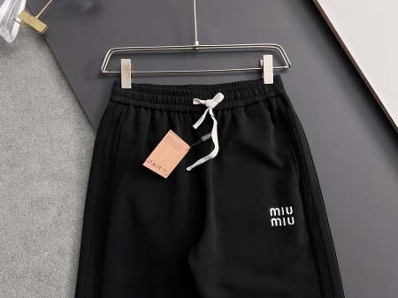 2025年8月29日入荷 新作Miumiuスラックス高級なプレゼント/誕生日プレゼント/高品質/メンツ/記念品/ wenzhou工場