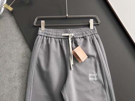 2025年8月29日入荷 新作Miumiuスラックス高級なプレゼント/誕生日プレゼント/高品質/メンツ/記念品/ wenzhou工場