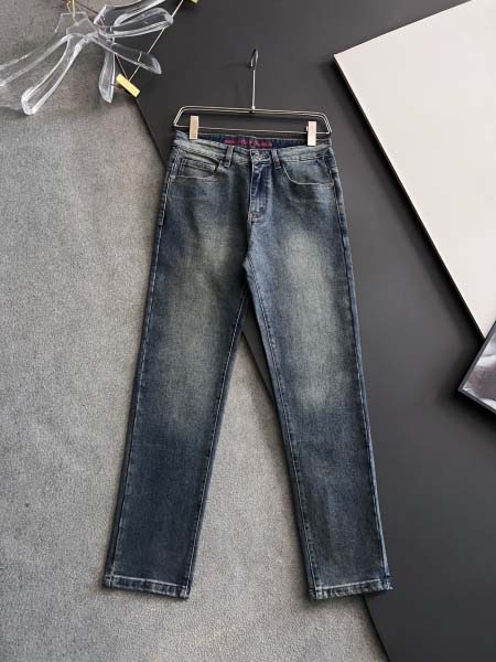 2025年8月29日入荷 新作Pradaジーパン高級なプレゼント/誕生日プレゼント/高品質/メンツ/記念品/ wenzhou工場