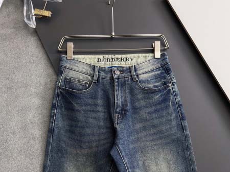2025年8月30日入荷 新作Burberryジーパン高級なプレゼント/誕生日プレゼント/高品質/メンツ/記念品/ wenzhou工場