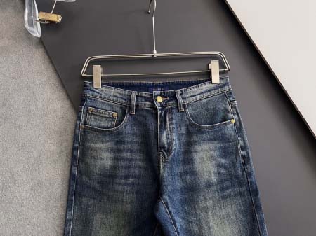 2025年8月30日入荷 新作Louis Vuittonジーパン高級なプレゼント/誕生日プレゼント/高品質/メンツ/記念品/ wenzhou工場