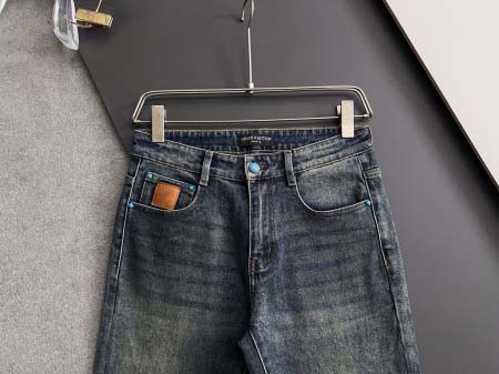 2025年8月30日入荷 新作Louis Vuittonジーパン高級なプレゼント/誕生日プレゼント/高品質/メンツ/記念品/ wenzhou工場