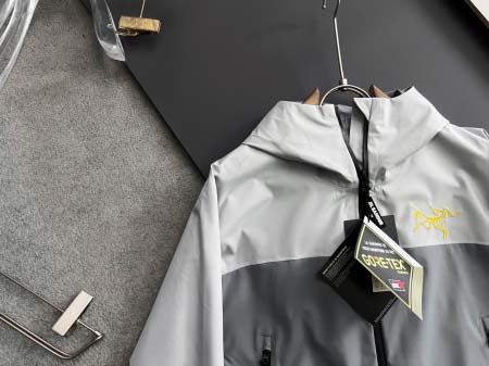 2025年8月30日入荷 新作ARCTERYX長袖高級なプレゼント/誕生日プレゼント/高品質/メンツ/記念品/ wenzhou工場