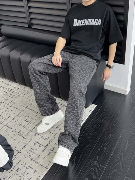 2025年8月2日入荷新作Louis Vuittonジーパン...