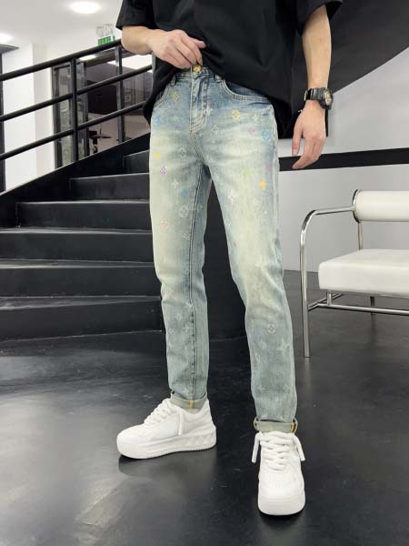 2025年8月2日入荷新作Louis Vuittonジーパン...