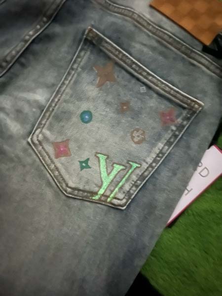 2025年8月2日入荷新作Louis Vuittonジーパン...