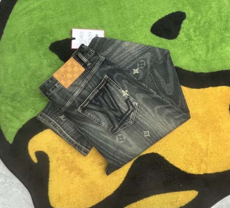 2025年8月2日入荷新作Louis Vuittonジーパン...