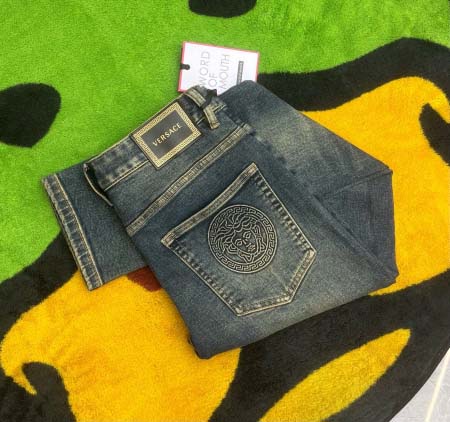 2025年8月2日入荷新作VERSACEジーパン人気/【极品...
