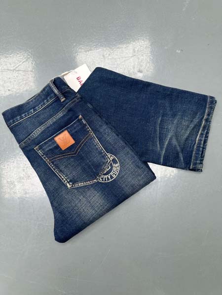 2025年8月2日入荷新作Louis Vuittonジーパン...