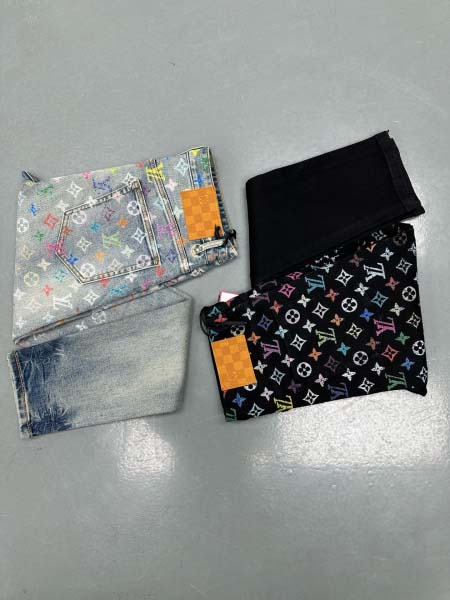 2025年8月2日入荷新作Louis Vuittonジーパン...