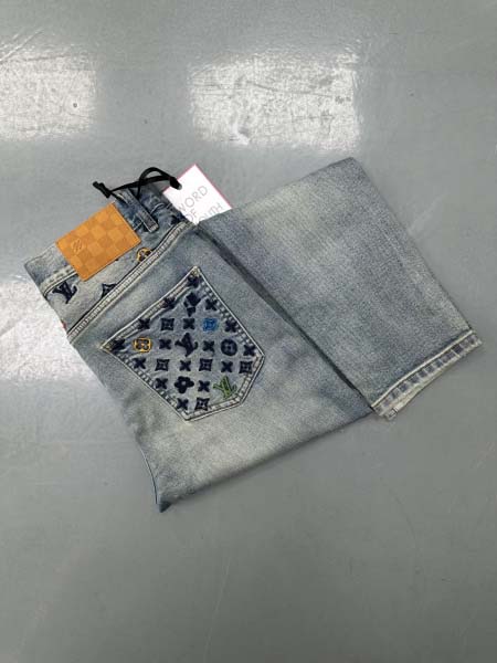 2025年8月2日入荷新作Louis Vuittonジーパン...