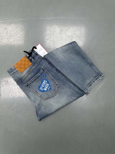 2025年8月2日入荷新作Louis Vuittonジーパン...