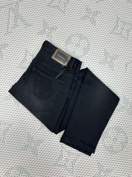 2025年8月2日入荷新作VERSACEジーパン人気/【极品...