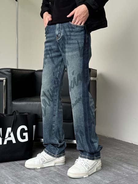 2025年8月2日入荷新作BALENCIAGAジーパン人気/...