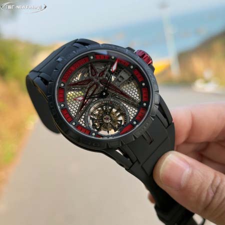 2025年8月4日入荷新作Roger Dubuis腕時計極上...