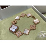 2025年8月4日入荷新作Van Cleef & Arpels腕時計極上の品質人気商品 /GTR工場