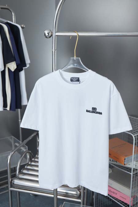2025年8月6日入荷新作BALENCIAGA半袖 tシャツ...