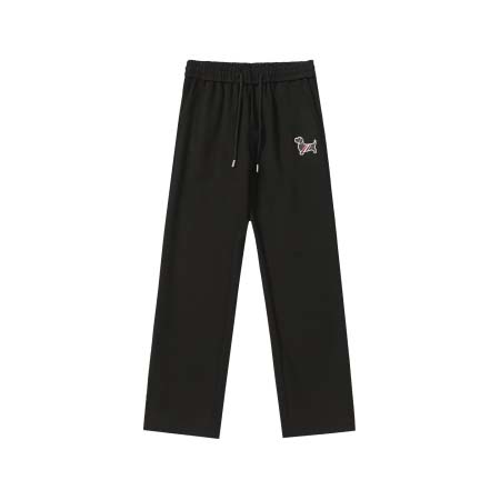 2025年8月6日入荷新作THOM BROWNE  スラック...