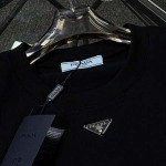 2025年8月6日入荷新作Prada半袖 tシャツ人気商品/DW工場