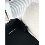 2025年8月6日入荷新作Louis Vuitton半袖 tシャツ人気商品/DW工場