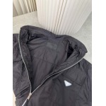 2025年8月6日入荷新作Prada半袖 tシャツ原版復刻人気で【极品】/正規品と同じサイズ/DW工場S-XL